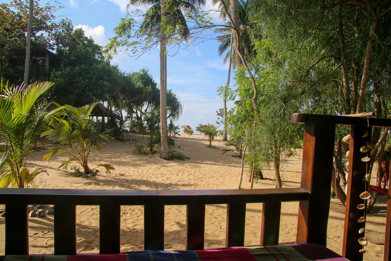 Shiva'S Beach Cabanas Тангалла Экстерьер фото
