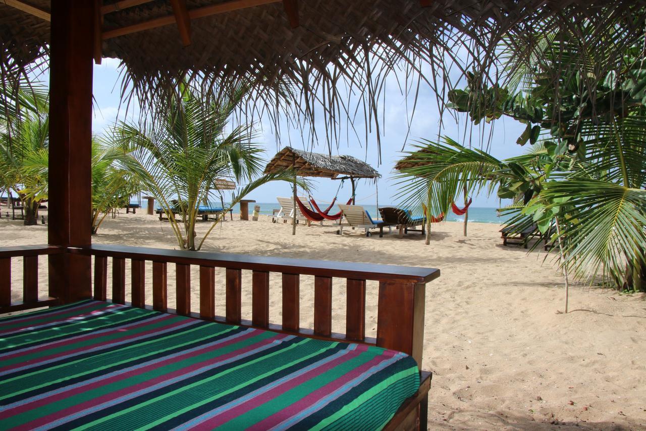 Shiva'S Beach Cabanas Тангалла Экстерьер фото