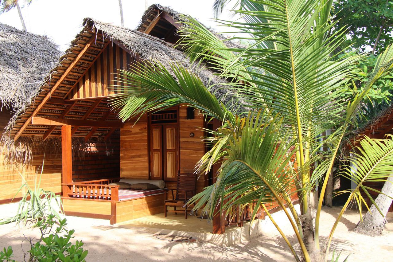 Shiva'S Beach Cabanas Тангалла Экстерьер фото