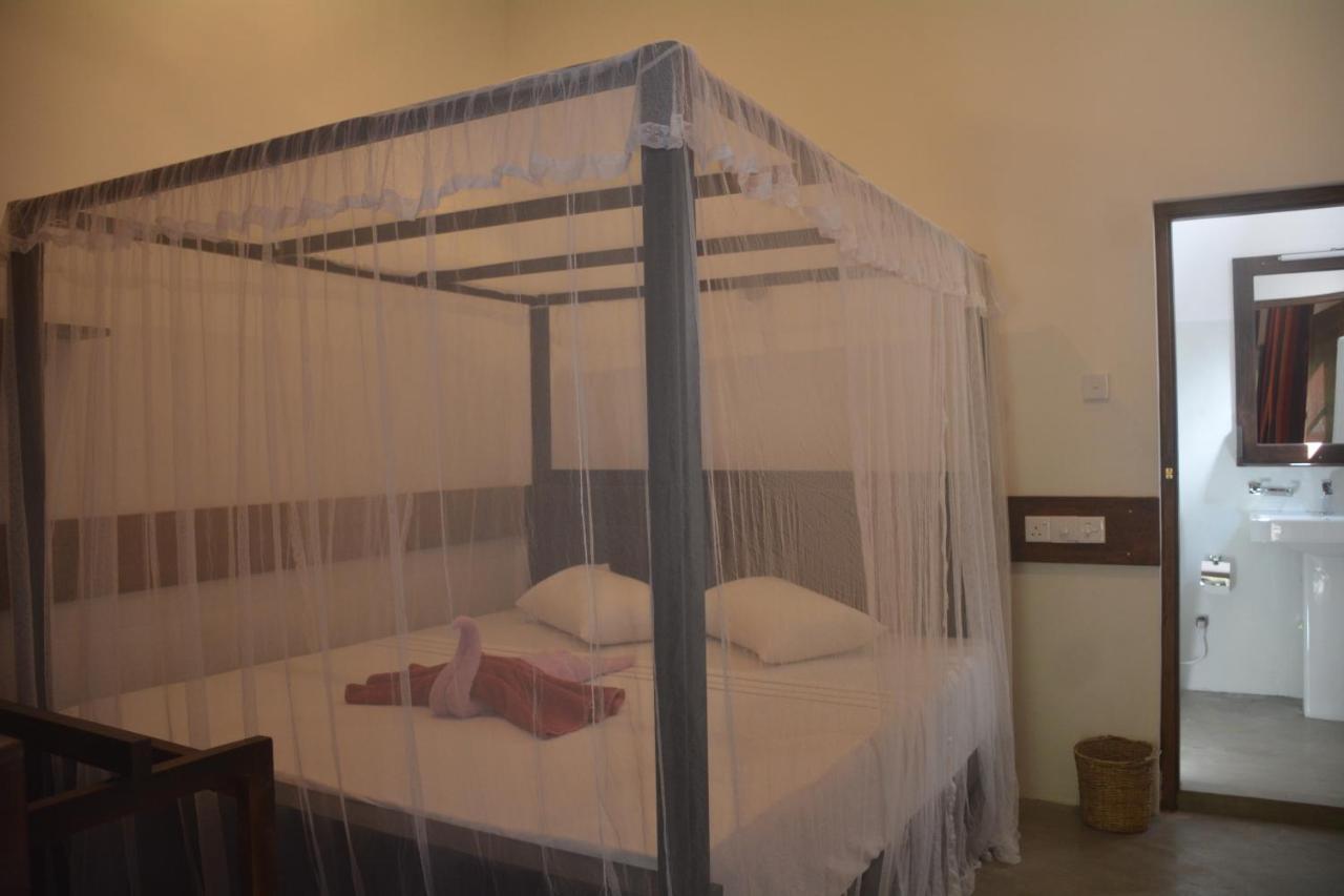Shiva'S Beach Cabanas Тангалла Экстерьер фото